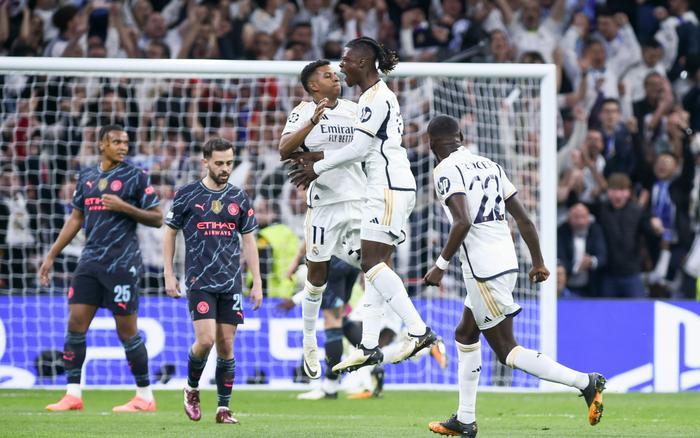 更衣室的化 更衣室的化